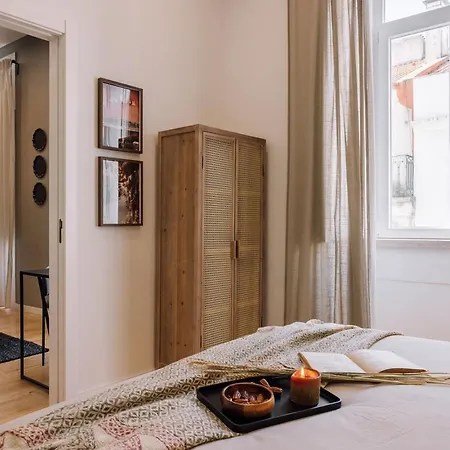 Ammar - 2 Bedrooms In Principe Real * Lisbon